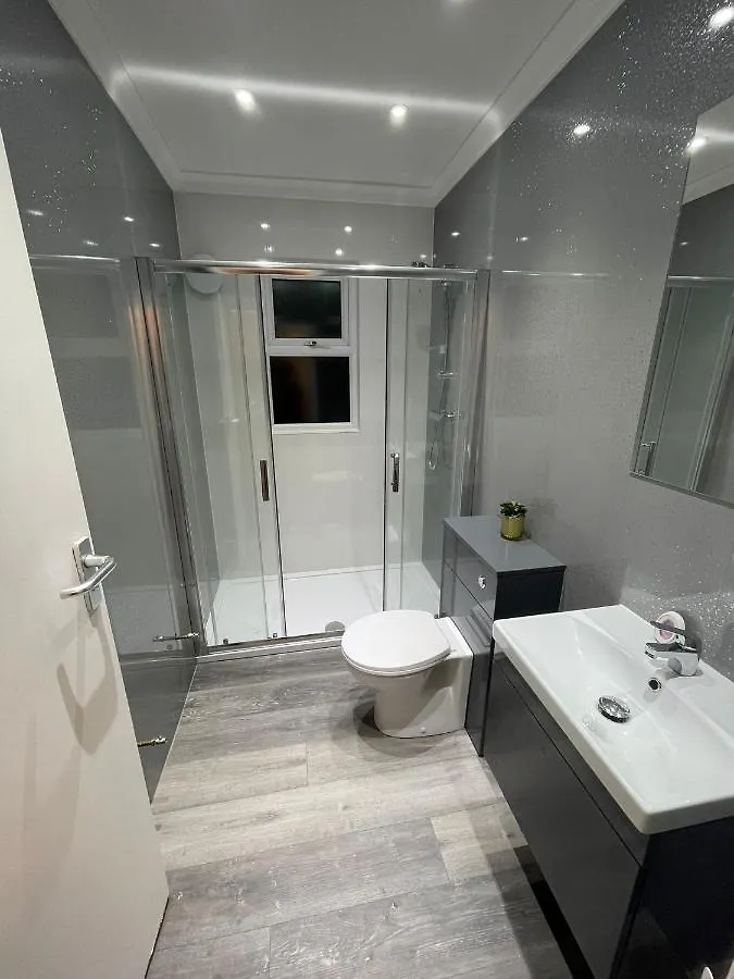 Selection Of Stylish Apartments Within Walking Distance Of Cardiff City Centre