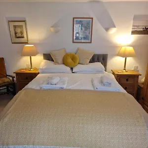The Old Dairy, Comfy 1 Bedroom With Lounge,bathroom And Kitchenette Near Town, Pubs And Walks Holiday home Ringwood