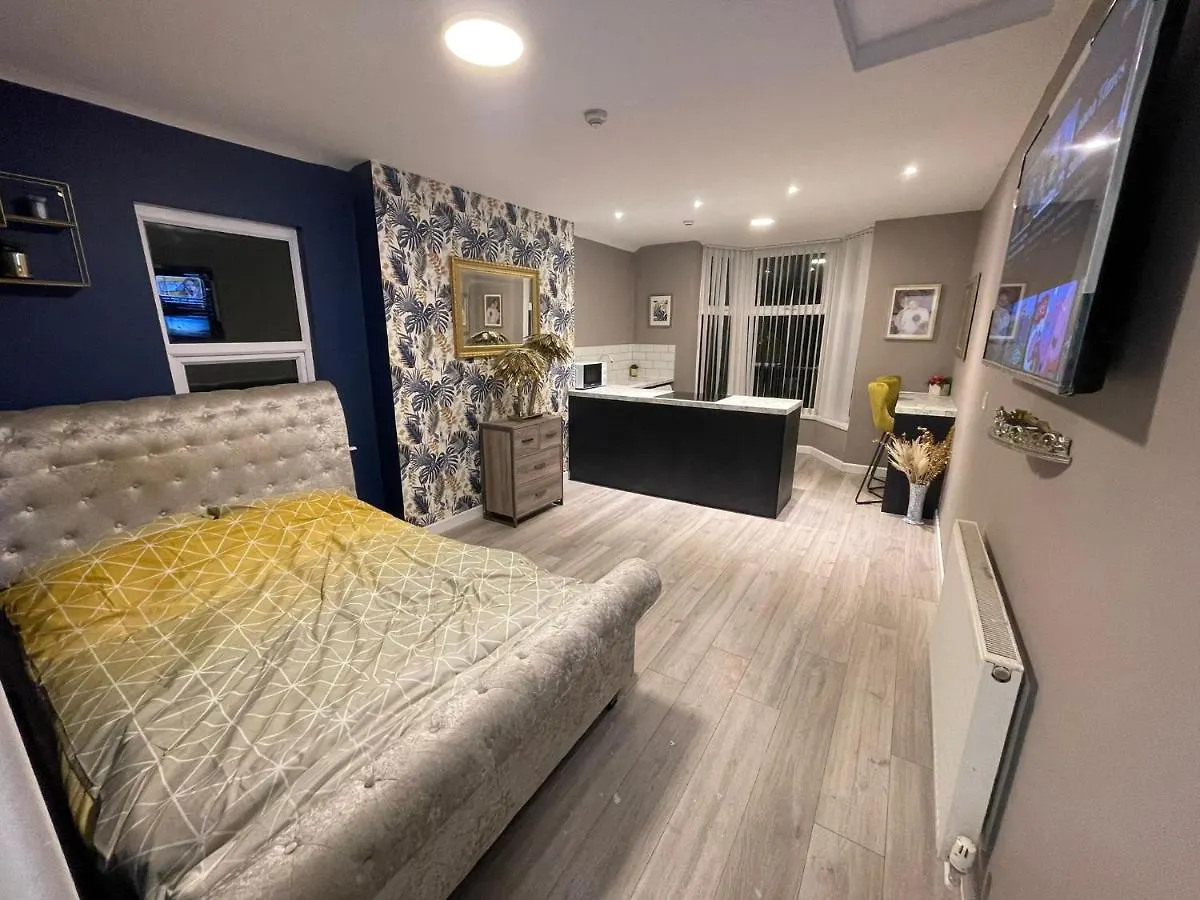 Selection Of Stylish Apartments Within Walking Distance Of Cardiff City Centre